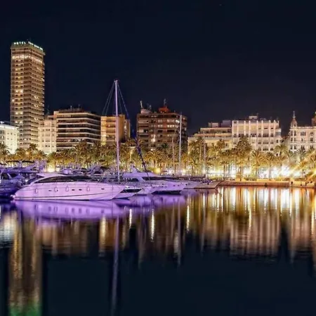 De Diseno Centrico 5 Min Playa Apartment *